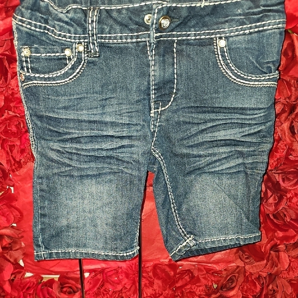 Cherokee Stylish Denim Adjustable Shorts with White Stitching Size Medium 7/8